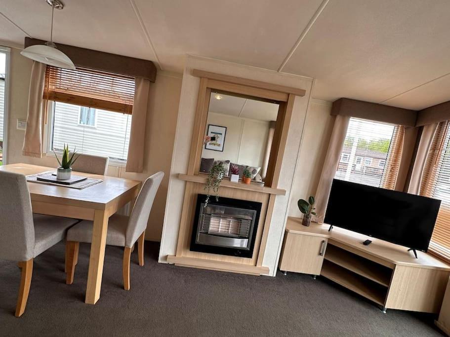 Swift Moselle 2 Bedroom Parkhome - Uddingston, Glasgow Exterior foto